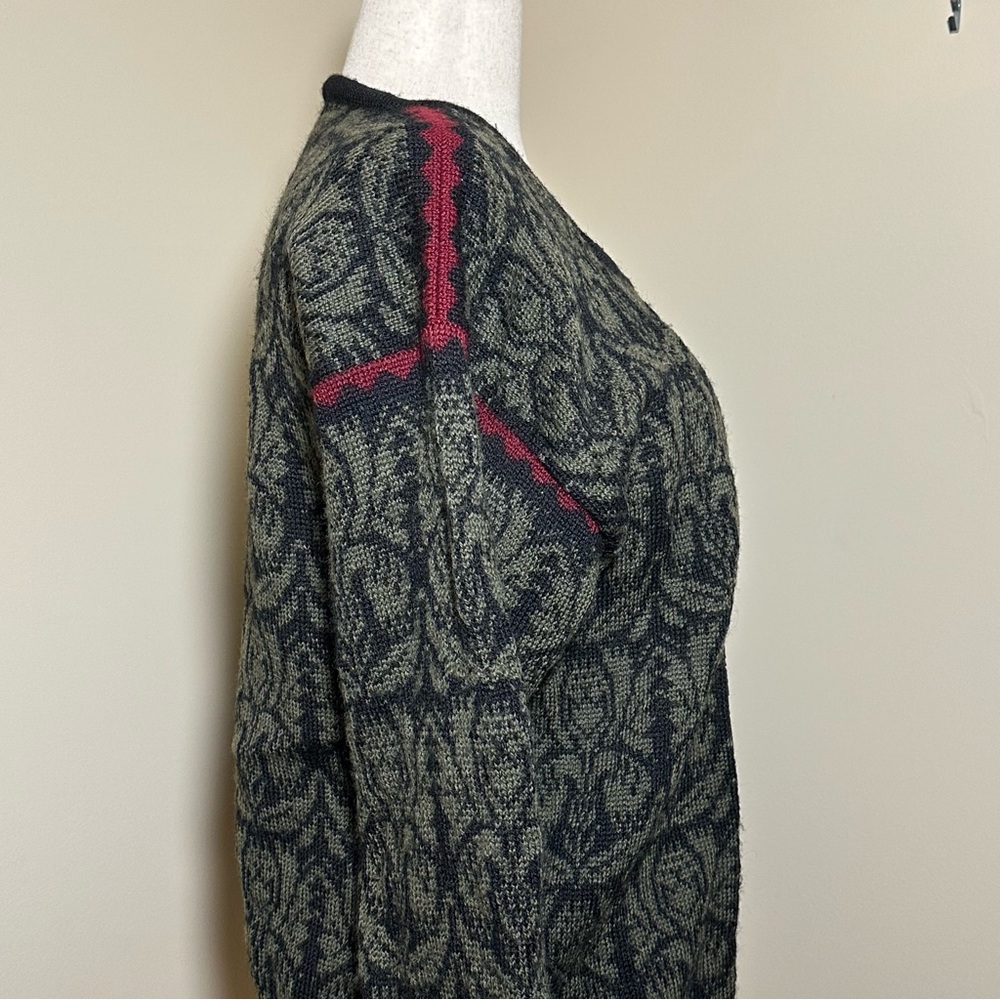 Oleana Norwegian Wool Cardigan Sweater Sz Small from “The Norwegian Story” line - Picture 2 of 11